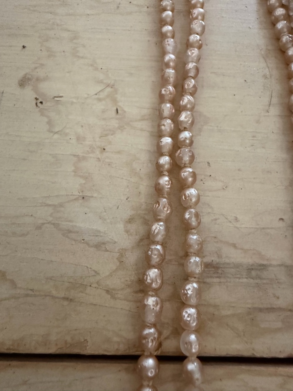 Vintage Elegant Pale Pink Pearl Bead Necklace - Women Jewelry - Picture 4 of 5